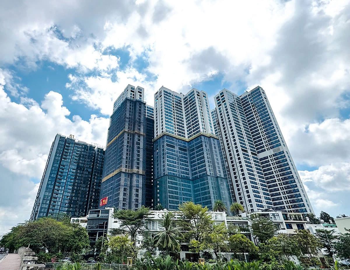 Tiến độ thi công · cụm Sky